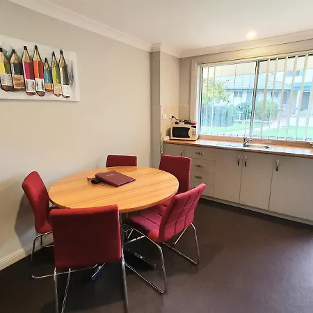 The Aston Motel Tamworth Room photo