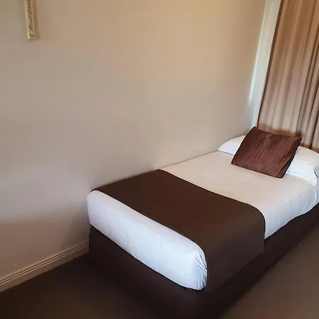 The Aston Motel Tamworth Room photo