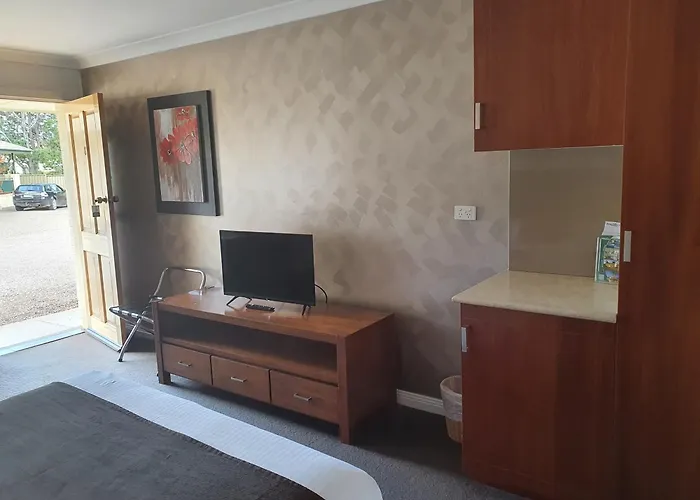 The Aston Motel Tamworth